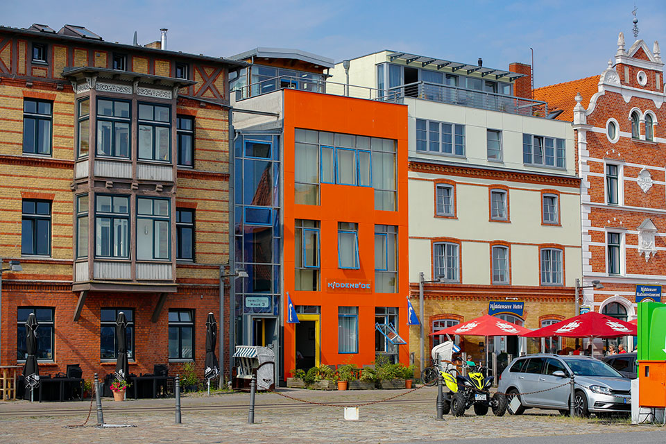 Das Hotel hiddenseer in Stralsund direkt am Wasser gelegen